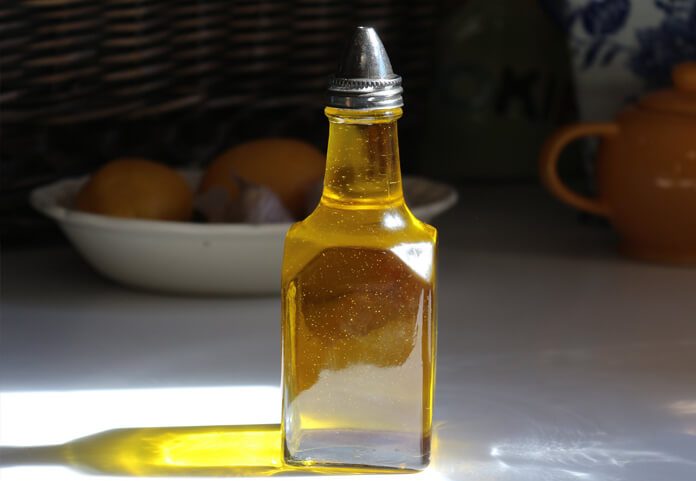 Czym różnią oleje rafinowane od nierafinowanych?